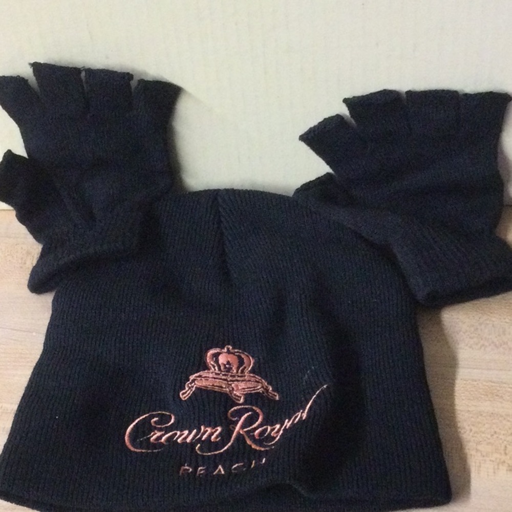 New Winter Hat And Fingerless Gloves